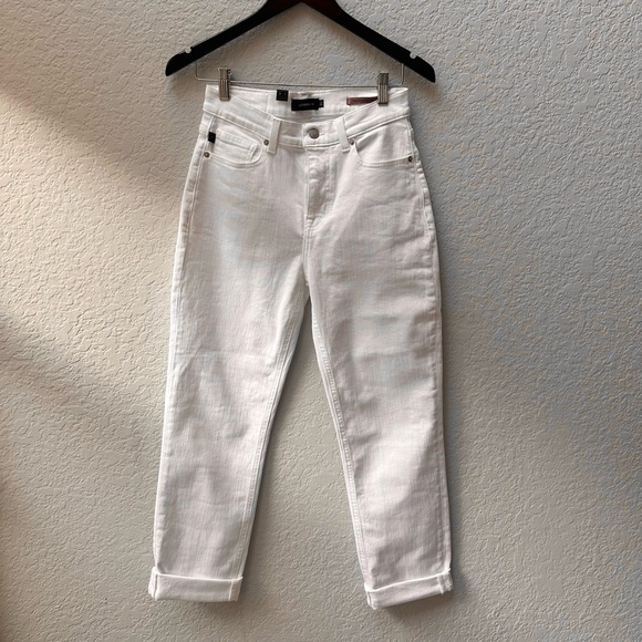 Johnny Was Barcelona Boyfriend Jeans - Picture 6 of 6